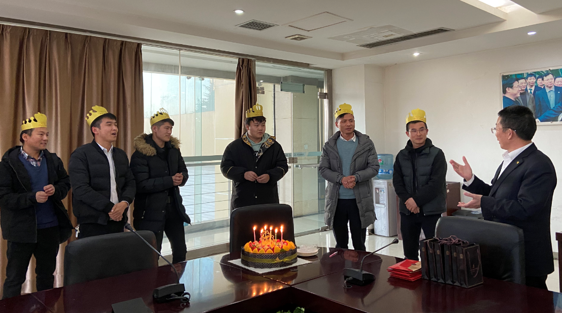 丁總講話(huà)的.jpg